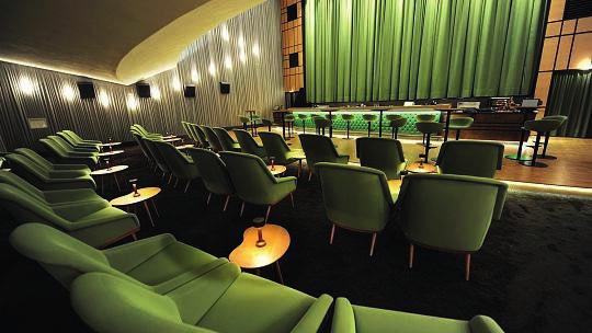 VERANSTALTUNGSORT Mit dem 50er Jahre Kino Capitol haben wir eine außergewöhnliche Location mitten im Herzen von Aachen gefunden.