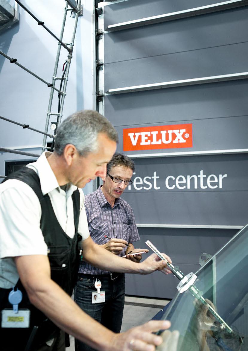 10 Jahre Garantie auf alle original VELUX Fenster*, Eindeckrahmen und Einbauprodukte Gute Gründe für VELUX Seit mehr als 75 Jahren ist VELUX der weltweit führende Hersteller von