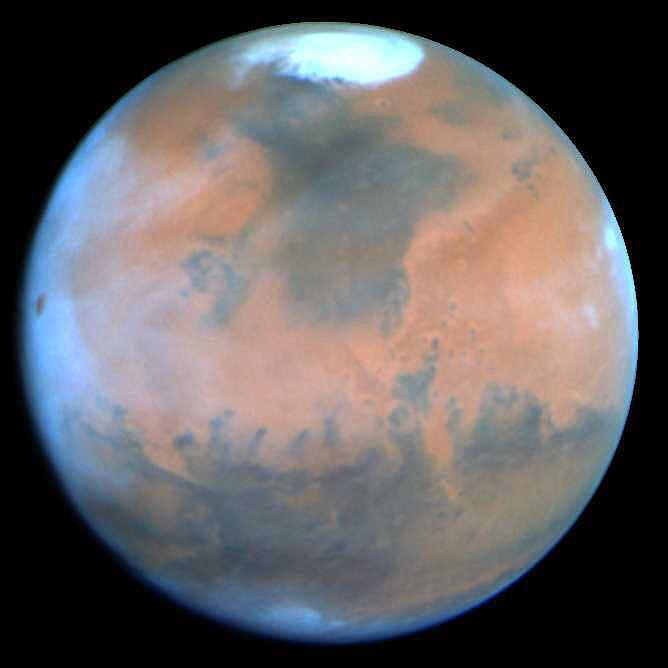 2 Fremde Welten - Planet Mars MARS Wissenschaftliche Daten: Der Durchmesser am Äquator beträgt 6787km. Die Entfernung des MARS von unserer ERDE liegt zwischen 55 und 400 Millionen km.