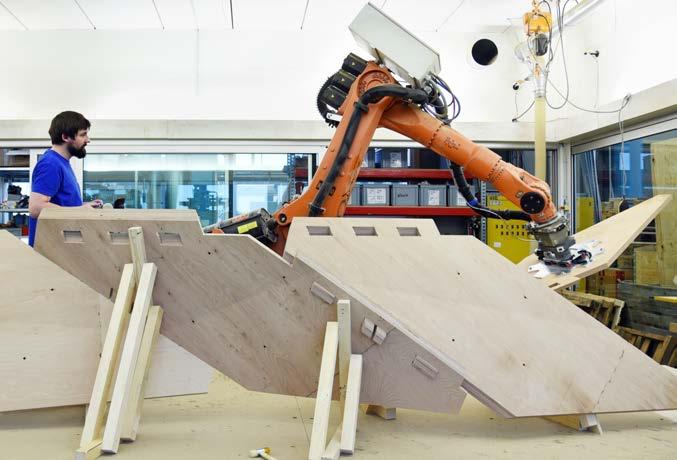 Fabricator auf Empa NEST, Rechts: Robotisches Fügen von Holzplatten