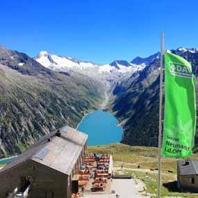 hinteres Zillertal Steinbockhütte So sieht der Sommer in Mayrhofen-Ginzling aus! Wanderung auf Werksstraßen bis zum Wasserschloß der Tauernkraftwerke bis zur Jausenstation Tristenbachalm.