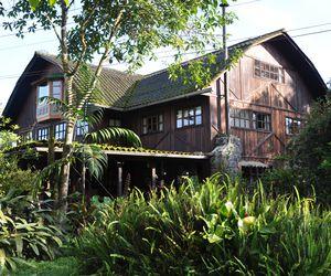 Sachatamia Lodge (Standard) Die Sachatamia Lodge befindet sich neben dem geschützten Mindo Nambillo Nebelwald, der eine große