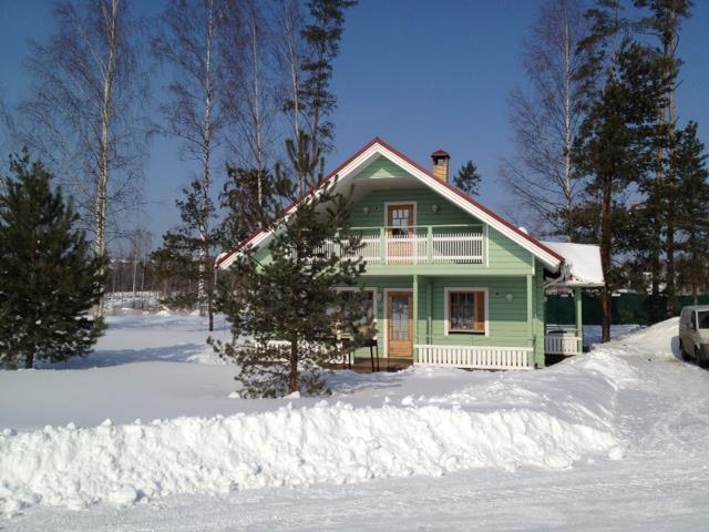 Jedes Chalet verfügt weiterhin über eine eigene Sauna und ein grosses gemeinsames