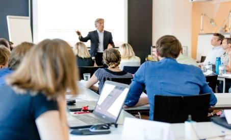 Global Executive MBA Studienprogramm der Universität Salzburg Start:
