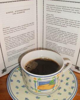 Offene Behindertenarbeit Regelmäßige Angebote Lesecafé Ursula Hagenbucher Beate Wagner Bei Kaffee und Kuchen lesen wir zusammen.