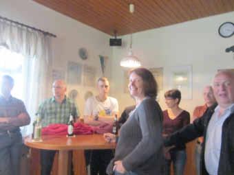 2015, zu einem ersten Informationsaustausch zwecks Gründung einer Ortsinteressengemeinschaft ins Kerlinger Clubhaus eingeladen.