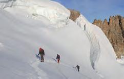 Alpine Führungstouren Bergwandern in der Silvretta Eine Woche lang führt die Wanderung auf einem Rundkurs (mit zwei Busfahrten) durch die Silvretta.