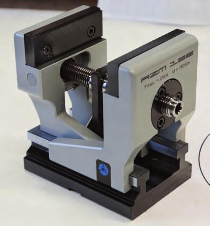 Zentrischspanner RZM Der neue Zentrischspanner RZM ist ideal für 5-Achs- Bearbeitungszentren.