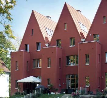 Energieeffizienz Vom Einfamilienhaus bis zum neungeschossigen Mehrfamilienhaus die richtige Lösung Umfassendes Portfolio aus Dachziegeln, keramischem