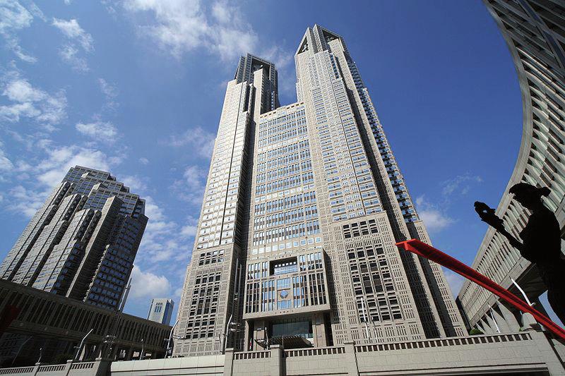 5. Tokyo Metropolitan Government Building Das Gebäude,1991 von Architekt Kenzo Tange fertiggestellt (und auch mitunter als Bürokratiekathedrale bezeichnet), ist eines der Wahrzeichen des modernen