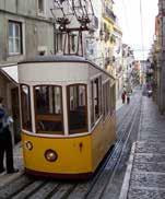8. Tag: Sintra Lissabon Auf dem Weg nach Lissabon fahren Sie zunächst nach Sintra. Hier besichtigen Sie den ehemaligen Königspalast mit seiner reichen Innenausstattung und großzügigen Anlage.
