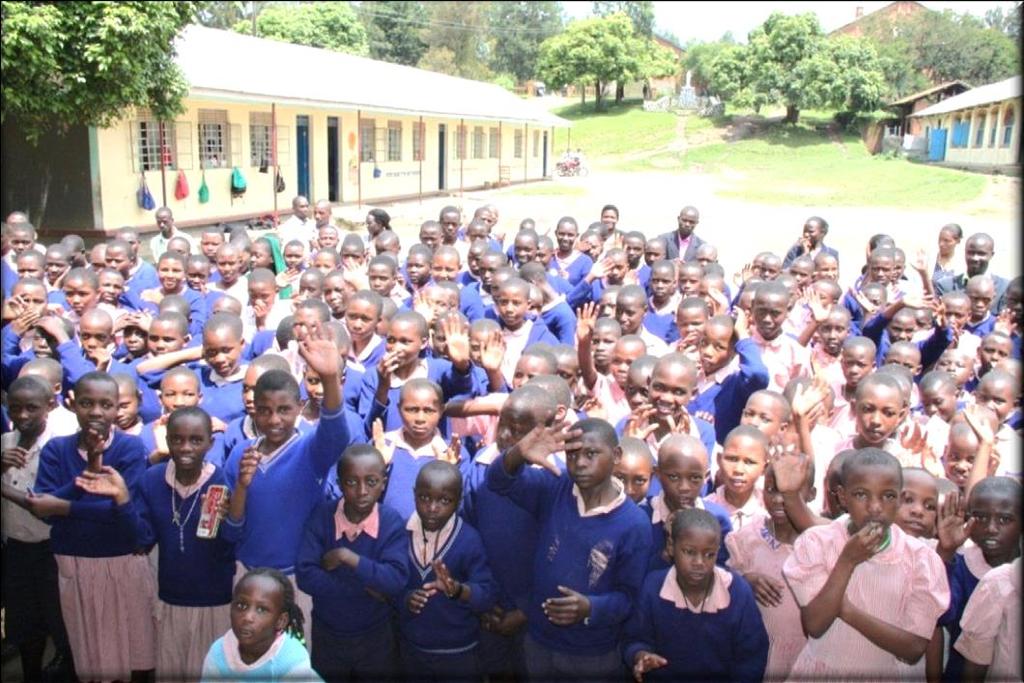 Patenschaftsprogramme für Schule, Ausbildung und Studium Über Miteinander für Uganda e.v.