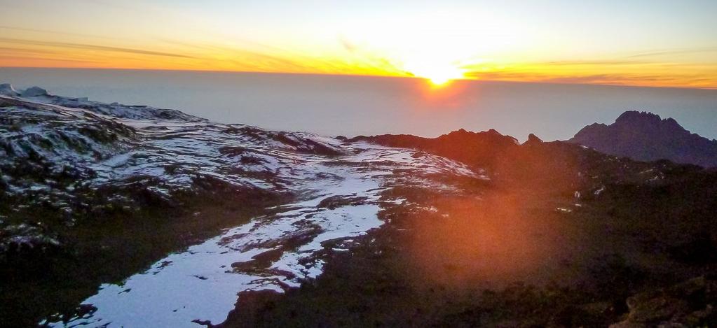 IHR TAG-FÜR-TAG-PROGRAMM 1. Anreise Heute landen Sie am Flughafen Kilimanjaro oder Sie haben schon ein paar tolle Tage in Tansania verbracht und sind bereits im Umland des Kilimanjaros.