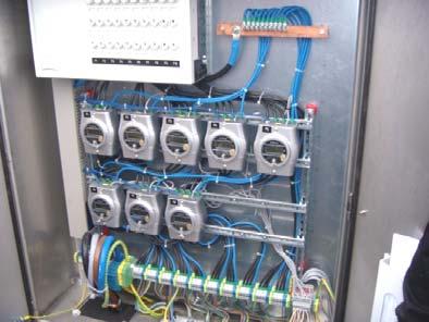 Der PowerReader erfasst die Gesamtstromaufnahme der Kühlmaschine.