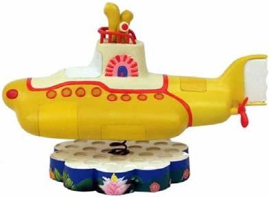 Zu jeder Figur gibt es einen zweiten Kopf: YELLOW SUBMARINE-Figuren als BEATLES oder als SGT.