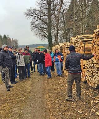 An dieser Stelle nochmals ein herzliches Dankeschön an die Firma Volktrans für ihren Einsatz an der Holzgant, der den Besuchern einen Einblick in ihre tägliche Arbeit im und für den Wald gezeigt hat.