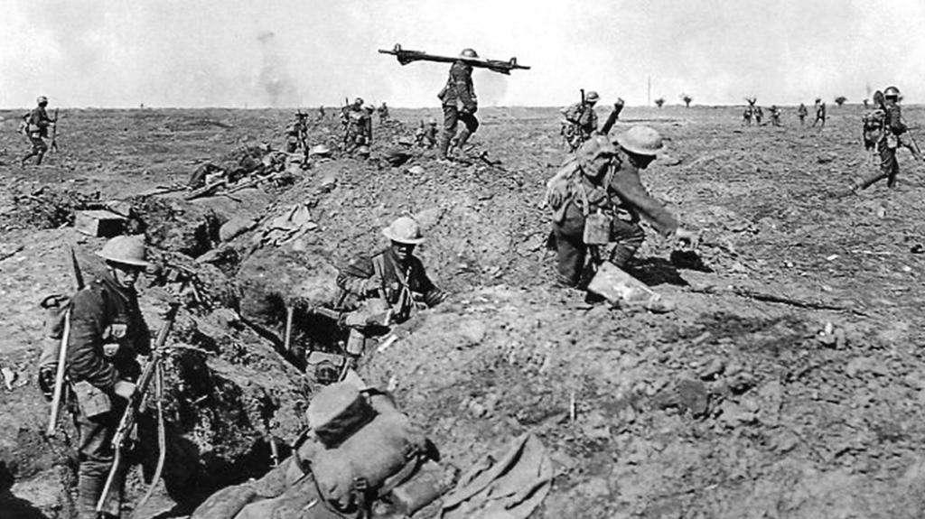 Gedenktag für den Opfergang der Nordiren für das Vereinigte Königreich. Insgesamt verlor Britannien 450.000 Soldaten in den Schlachten bei Loos und an der Somme.