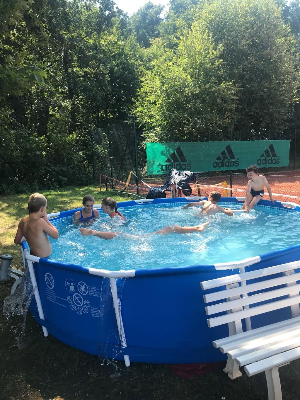 Sommer, Sonne, Tenniscamp! Auch Teil 2 unseres beliebten Sommerferien-Camps der TuS Wettbergen war ein voller Erfolg und mit 32 Teilnehmern stark besucht.