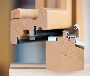Natürlich Holz! ei der Planung eines Gebäudes, beim auen oder bei einer Renovierung fällt eine ntscheidung besonders ins Gewicht: die Wahl des Materials der Fenster und Türen.
