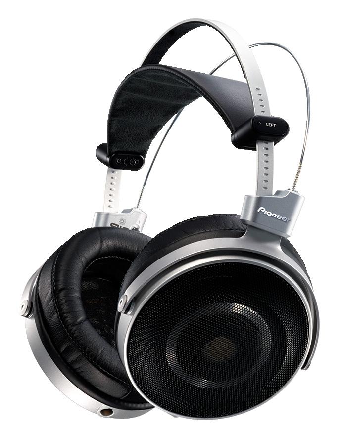 2 HI-RES AUDIO KOPFHÖRER MASTER1 Typ: Dynamischer offener Kopfhörer (Vorderseite geschlossen, Rückseite geöffnet Treibereinheiten: ø 50 mm (Neodymmagnet) Frequenzgang: 5 Hz bis 85 000 Hz Max.