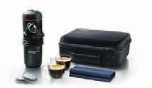 Nur in Verbindung mit fahrzeugspezifischem Grundträger verwendbar. Schwarz 135, Espresso mobil Mobile Kaffeemaschine mit 18 Espressopads.