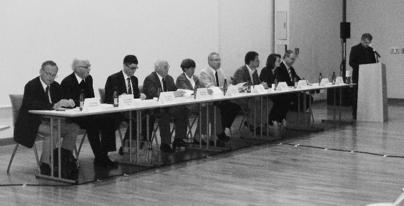 2 Dom-Kurier 2/2007 Die diesjährige Mitgliederversammlung fand wieder in der Speyerer Stadthalle statt.