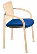 Abgestimmt: passend zu den Stühlen sind Enzo-Tische mit Stahlgestell oder Holzbeinen erhältlich.