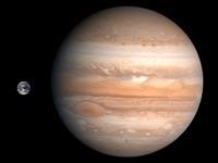 Jupiter: ein paar Zahlen, die schon bekannt waren Masse: enthält 70 % der Gesamtmasse aller Planeten M jup = 318 M erde Perihel / Aphel: 4,95 5,46 AE (e = 0,048) Siderischer Umlauf: 11,86 Jahre