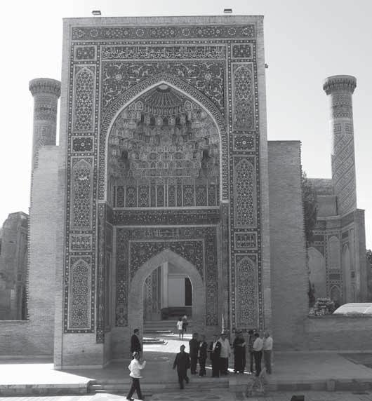 CESTOPIS Samarkand mešita Bibi Chanum Samarkand - Timurova hrobka salámu. Radšej sme mu to nepovedali, nevedomosť ospravedlňuje... Ale inak žiaden div, že sme na to pozabudli.