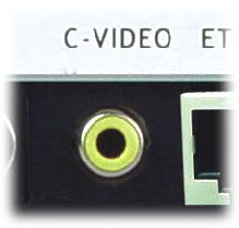 3. Installieren des Geräts 3.1 Anschlüsse 3.1.1 Verbinden des Anschlusses "VGA out" mit einem Monitor oder Monitor 3.1.2 Verbinden des Anschlusses "DVI out" mit einem Monitor oder Monitor 3.