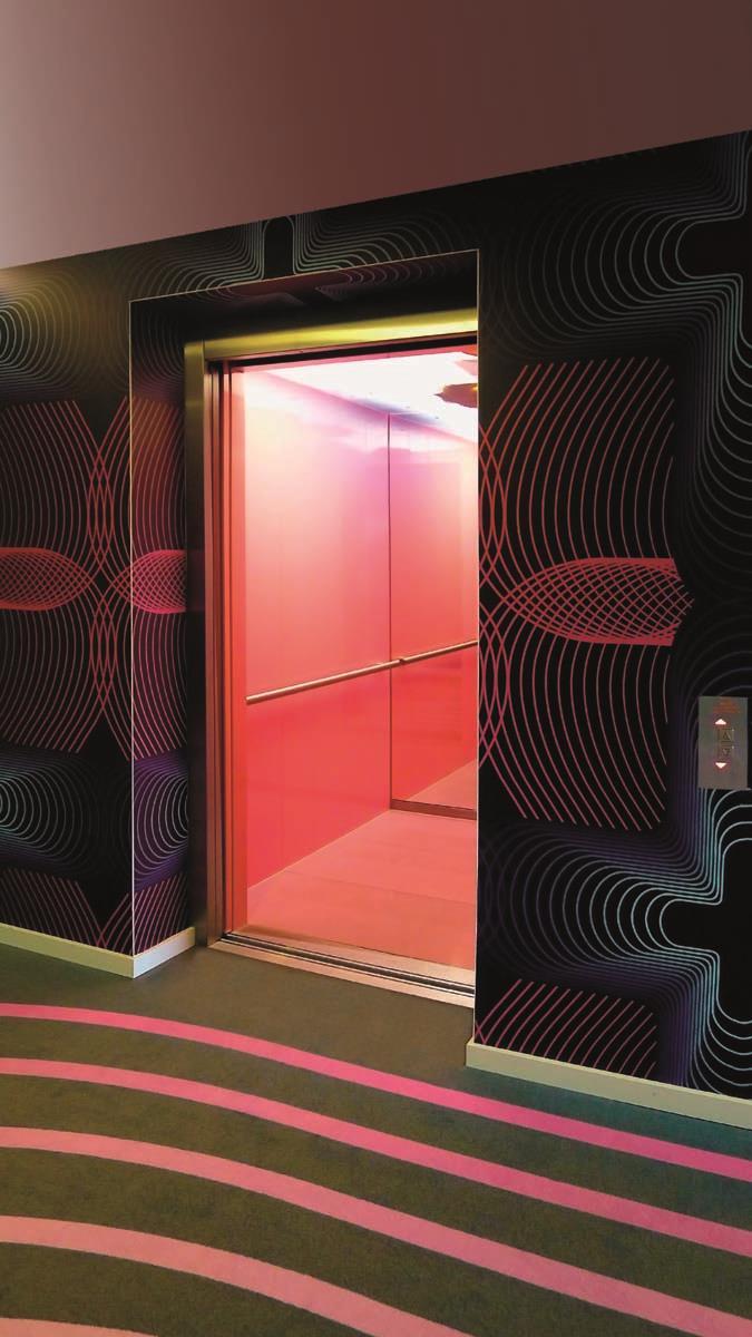 nhow Hotel, Berlin Classic-Aufzug als Basis Motivfolien auf den Lichtdecken Förderleistungsberechnung