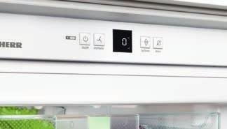 So kann der Vollraum-BioFresh Kühlschrank SIBP 1650 unten zum Beispiel mit einem Kühlschrank darüber kombiniert werden.