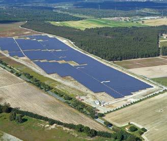 REFERENZEN ROTTERDAM, NIEDERLANDE 822 kwp BAROSSA VALLEY SA, AUSTRALIEN 90 kwp CANHA, PORTUGAL 13,3 MWp STOWBRIDGE, GROSSBRITANNIEN 24,3 MWp Die größte Solaranlage Rotterdams wurde