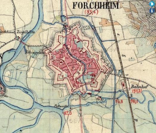 Historische Karte Die historische Innenstadt Forchheims liegt zwischen der Regnitz im Westen, als Teil des Main-Donau-Kanal und der Bahnstrecke Nürnberg Bamberg im Osten.