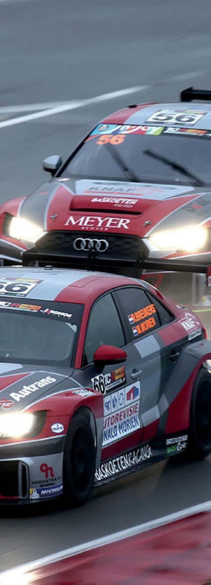 61 Audi S1 EKS RX / Audi RS 3 LMS Audi S1 EKS RX quattro 1 : 43 Audi RS 3 LMS 1 : 43 Audi S1 EKS RX quattro 1 : 43 2017, Hersteller: Minimax Ekström 502.17.002.