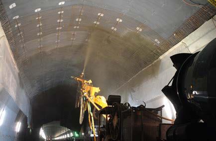 3. Spritzbetonanwendungen 3.3 Ausbau Der dauerhafte Endausbau eines Tunnelbauobjektes ist die bleibende sichtbare Visitenkarte des ausführenden Tunnelbauunternehmers.