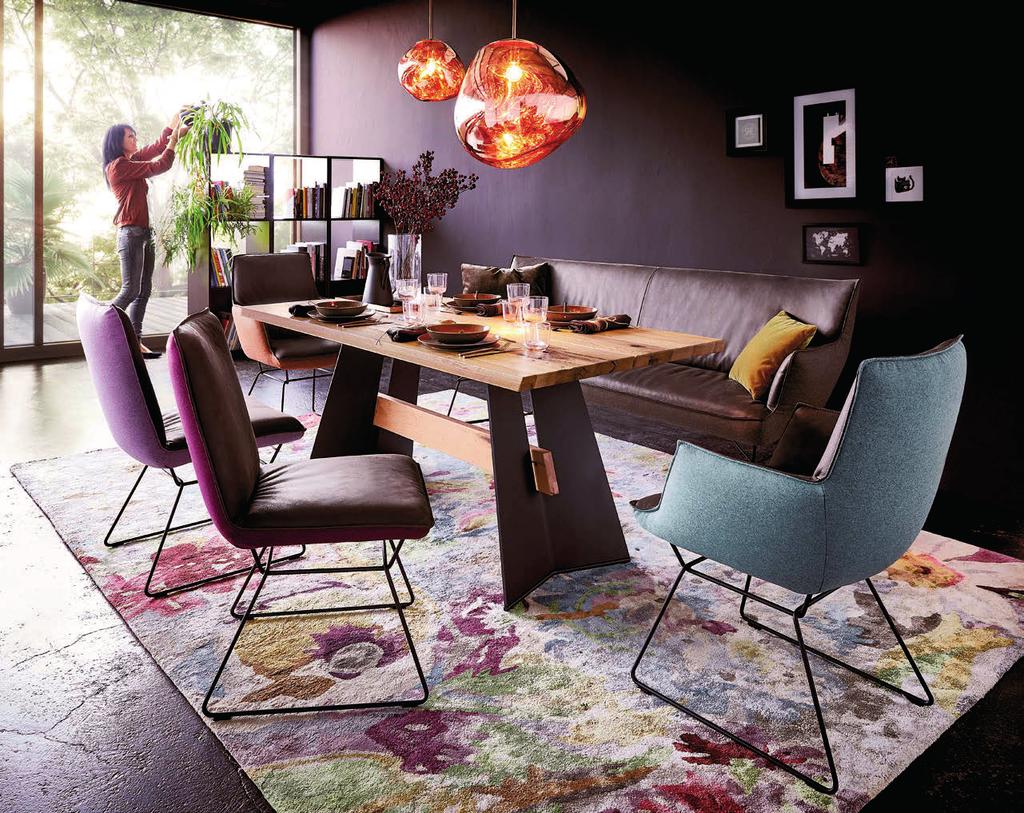 Die große Auswahl an Tischen und Stühlen lässt sich ganz flexibel kombinieren.