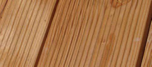 200 ml/m² bei einmaliger Anwendung Vor der Behandlung Nach der Behandlung Verarbeitungshinweis: Remmers Holz-Tiefenreiniger mit Remmers Spezial-Schrubber gleichmäßig & großzügig auf die gesamte