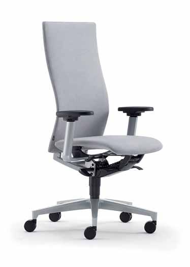 Klöber Ciello cie99 synchro swivel chair with headrest, 4F arm supports, polished with leather padding, black, backrest frame and base in polished aluminium.