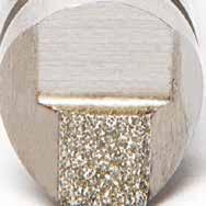 Für gehärtete Werkstücke kommen Mitnahmebolzen mit Diamantbeschichtung zum Einsatz.
