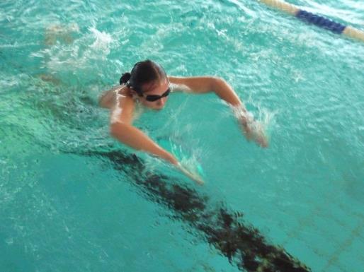 ZEITPLAN Schwimmen im 5-Täler-Bad Geislingen 14.11.2018 Hallenöffnung: Einschwimmen: Wettkampfbeginn: 14.00 Uhr 14.30 Uhr 15.00 Uhr 15.00 Uhr 50m Rücken Mädchen 15.10 Uhr 50m Rücken Jungen 15.