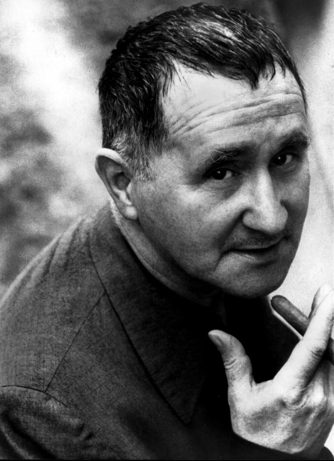 Allerlei aus deutschsprachigem Raum AUF FEHLERSUCHE Entdecke in der Biografie Brechts die ungenauen Informationen, die hingegen einen anderen deutschen bekannten Autor betreffen, den du sicher