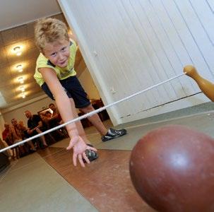 An der Rezeption erhalten Sie: - Schlüssel für die Kegelbahn - Tischtennisschläger