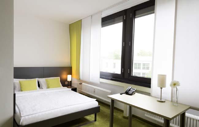 15-18 m² Einzelzimmer mit Queensize Bett (1,40 x 2,00m) Badezimmer mit