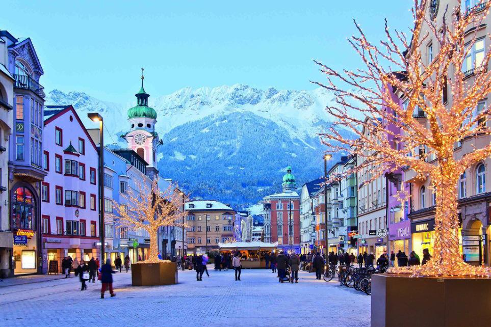 0ransfers ab/bis Innsbruck HBF - Gepäcktransport zwischen den Hotels - Marschtee Im Preis nicht inbegriffen sind: - An- und Rgckreise nach/von Innsbruck HBF - Getränke - Lunch / Zwischenverpflegung -
