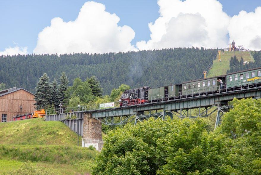 Veranstaltungen und Sonderfahrten auf Fichtelberg-, Weißeritztal- und Lößnitzgrundbahn Dampf- und Räuchertour mit der Fichtelbergbahn Haben Sie schon Ihren Vorrat an