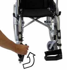 hochklappen Klappen Sie die Fußplatten zum leichteren Ein- und Aussteigen hoch Zum platzsparenden Zusammenfalten des Rollstuhles müssen