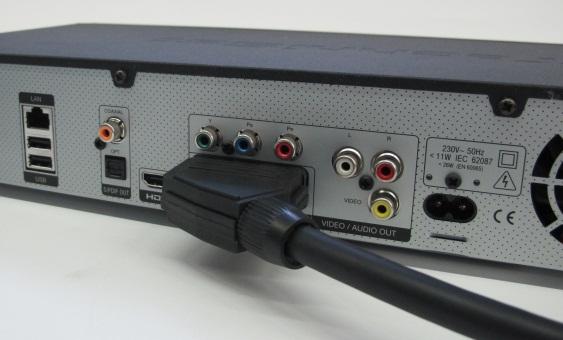 6. SCART SCART-Buchse (analog) Verfügt Ihr Fernsehgerät über keinen HDMI Anschluss, so verbinden Sie die Set-Top-Box mittels SCART Anschluss an Ihrem Fernseher (SCART-Kabel
