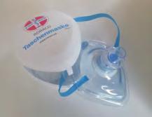 Artikelnummer: w 151 Erste Hilfe-Set als Beipack zu einem Defibrillator Enthält 1 Einmal-Rasierer, 2 Paar Einmal-Handschuhe, 2 Beatmungstücher.
