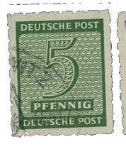 September 1945 in West-Sachsen innerhalb der SBZ ausgegebenem Freimarkensatz mit vier Werten existieren verschiedene Postmeistertrennungen, die durch unterschiedliche Durchstiche gekennzeichnet sind.